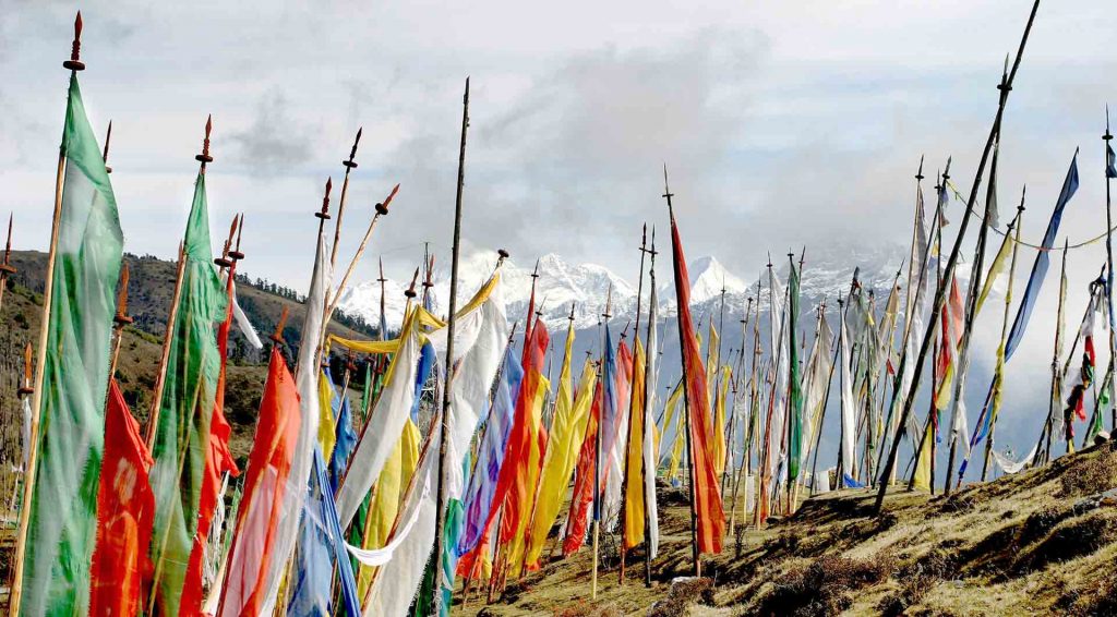 Prayer-Flags-bhutan